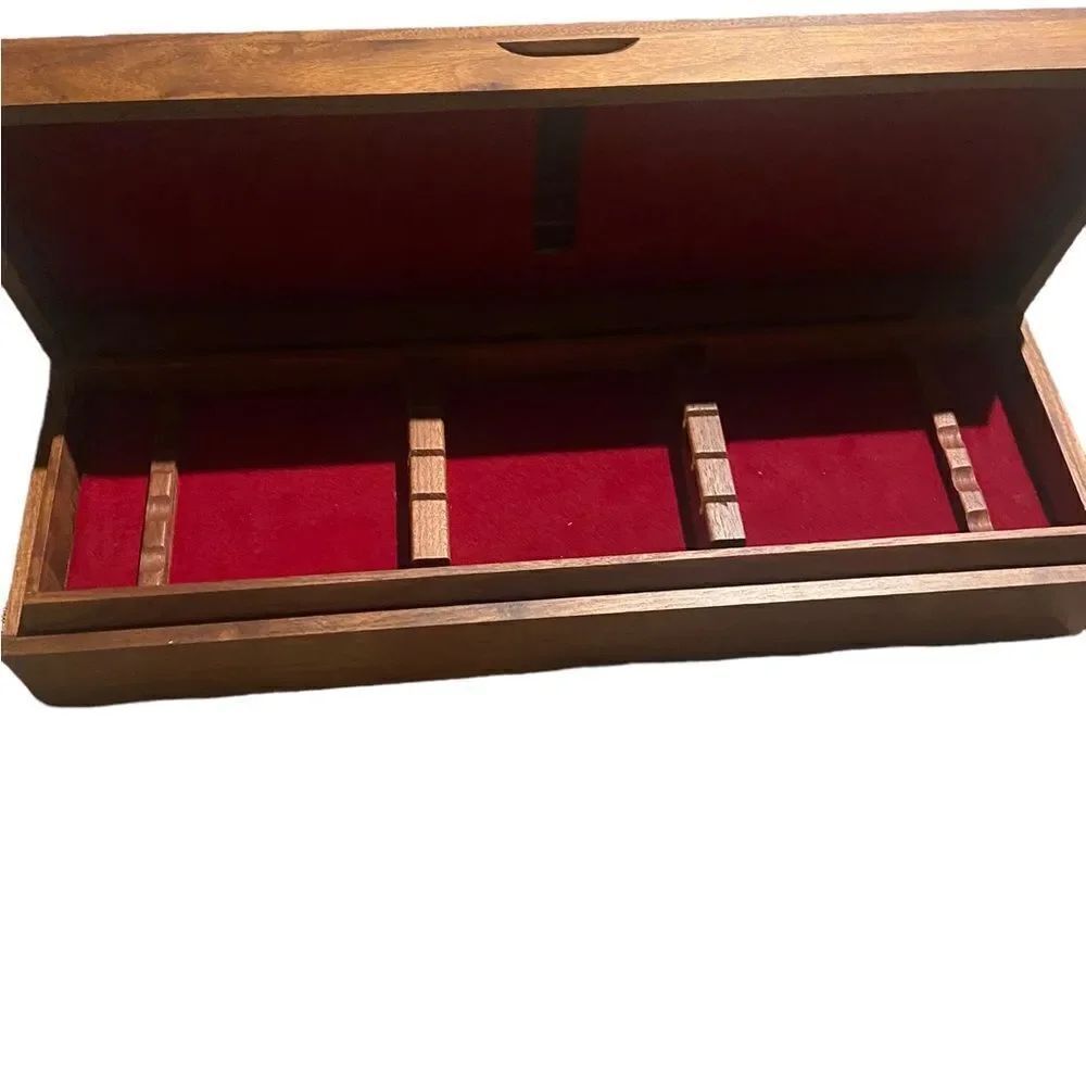 Gerber Legendary Blades 2 tier walnut storage box perfect condition